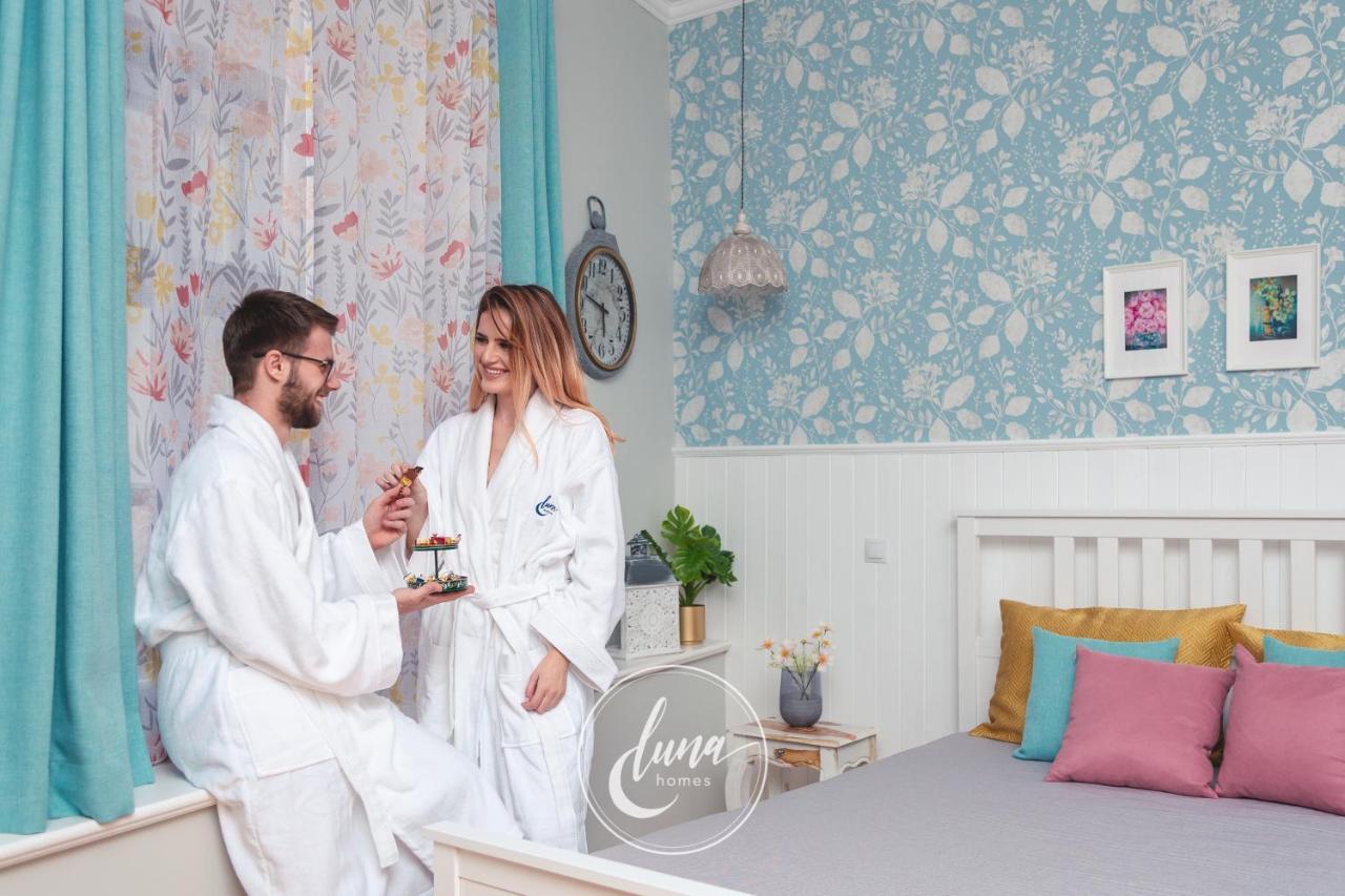 Apartment Flh - Luna Homes *