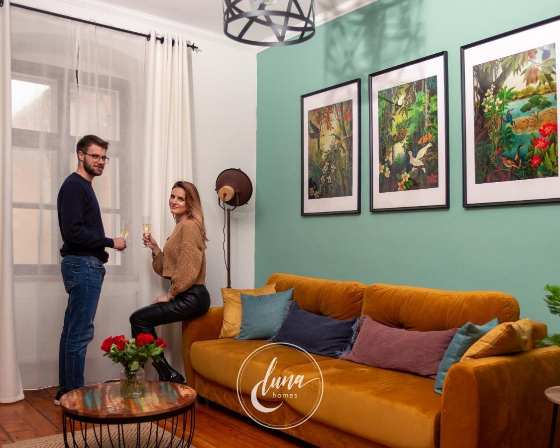 Apartment Flh - Luna Homes *